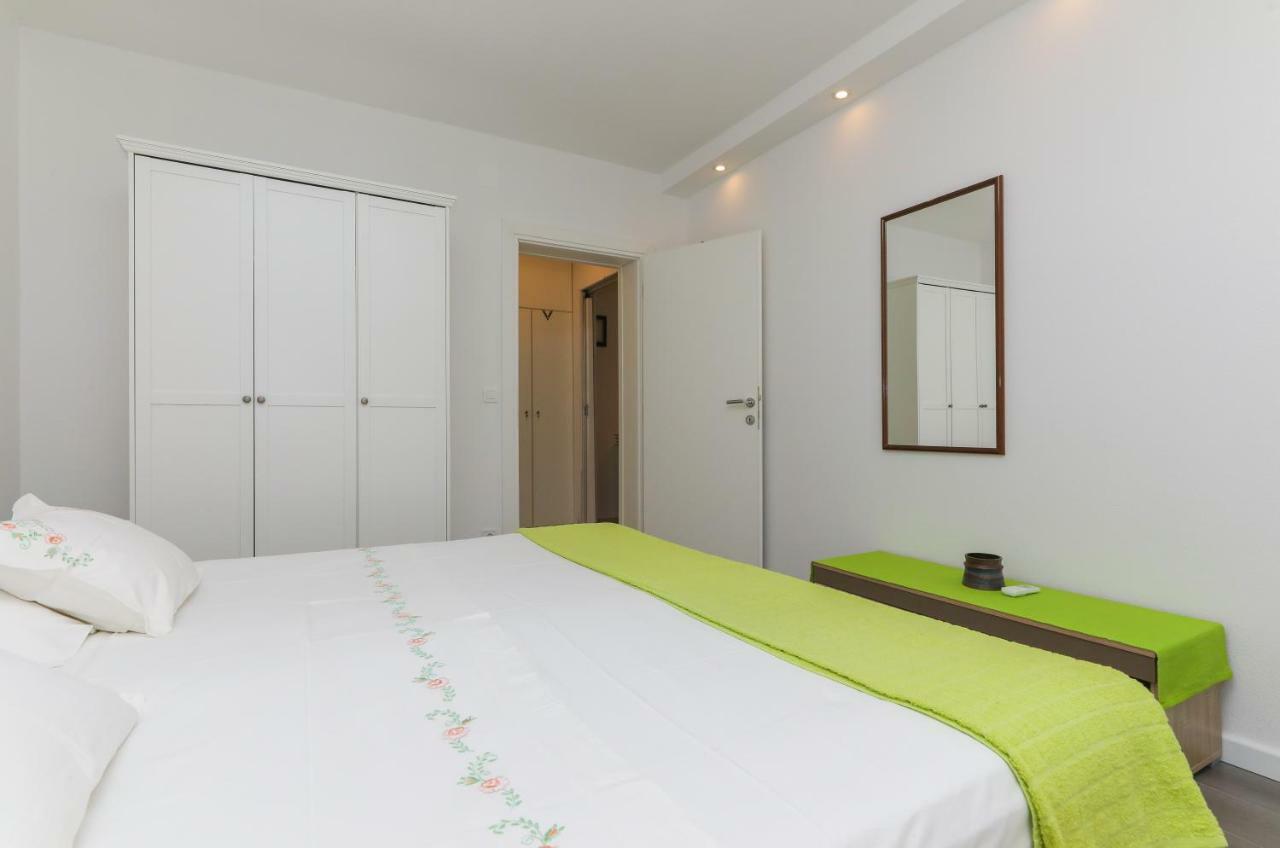 Apartment M&J Supetar Exterior photo